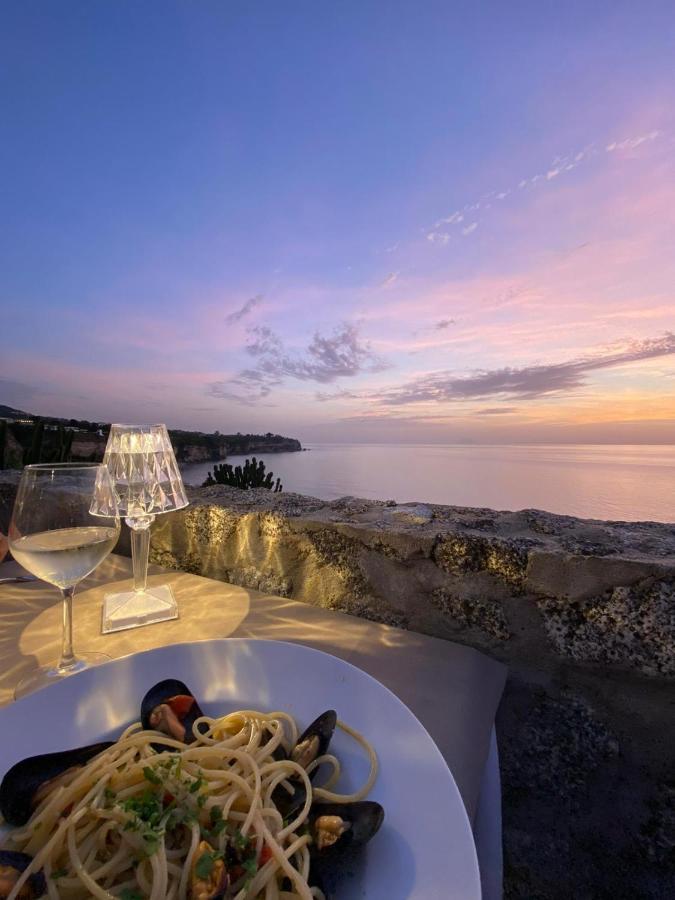 Mediterranean Boutique Hotel Tropea Bagian luar foto